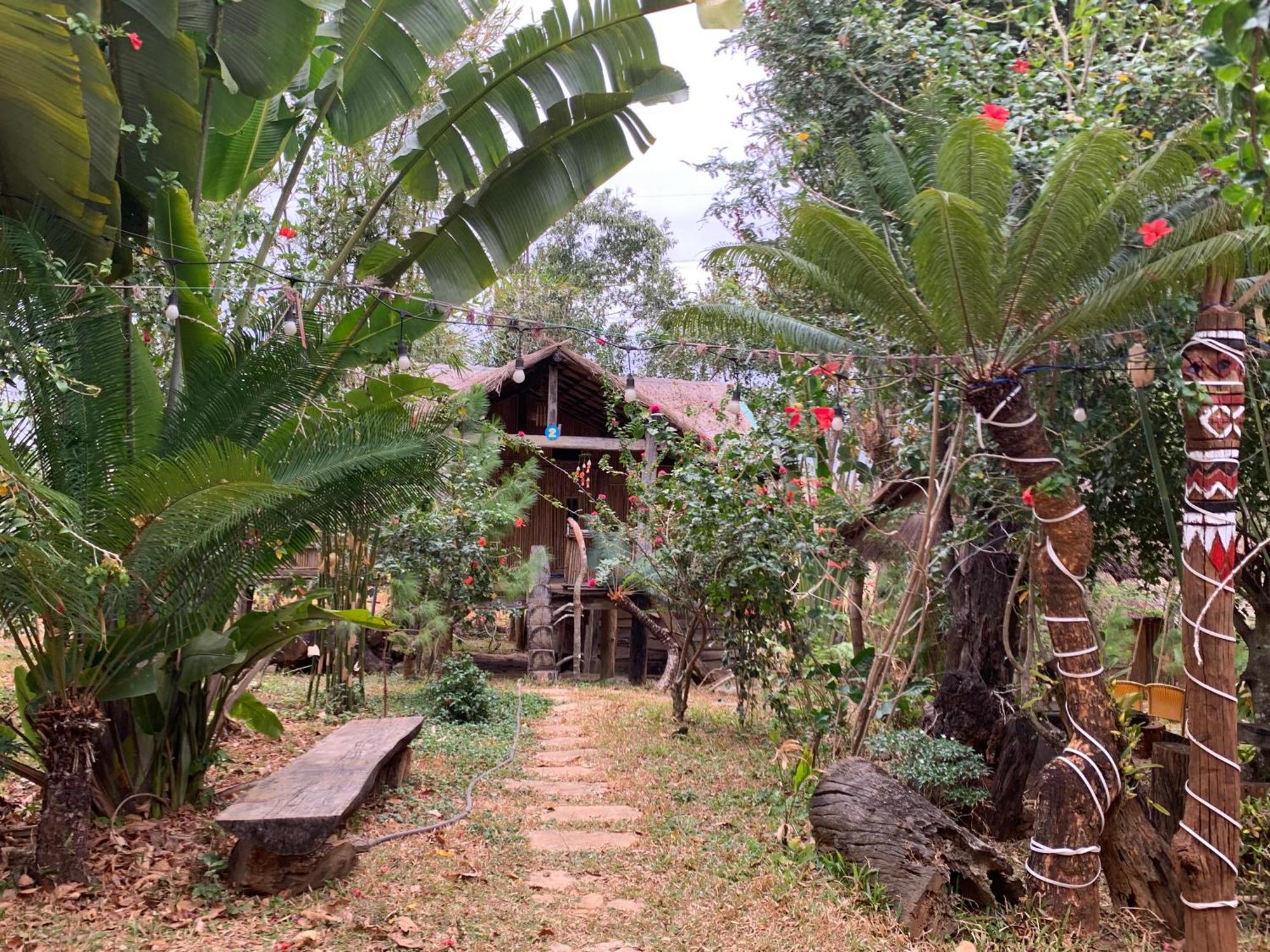 Villa Hoàng Ánh - Kon Xom Luh Kon Tum Esterno foto